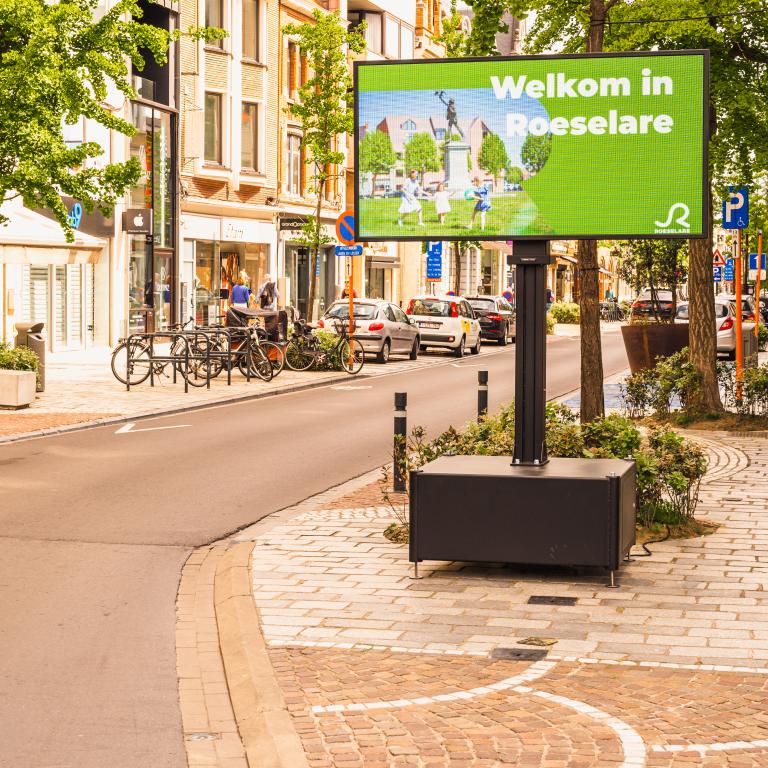 Outdoor signage Roeselare